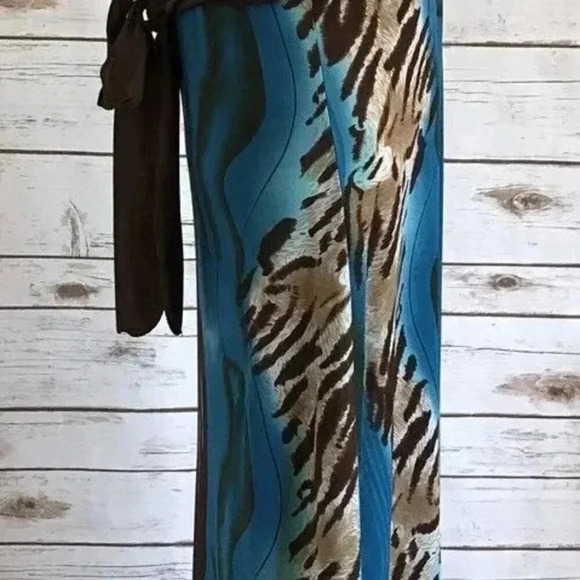 PRETTY YOUNG THING Women Spaghetti Strap Full Length Animal Print Dress Medium - Picture 5 of 11